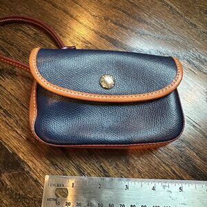 LIKE NEW - Dooney & Bourke NAVY Leather Wristlet